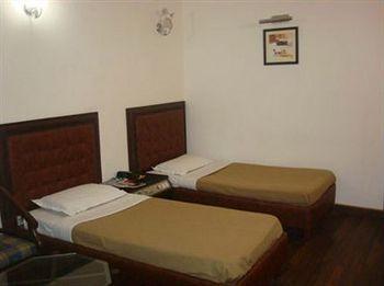 Hotel Metro Continental Delhi Kültér fotó